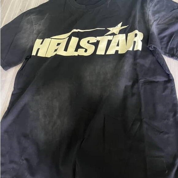 Hellstar Black T-Shirt - Picture 1 of 3